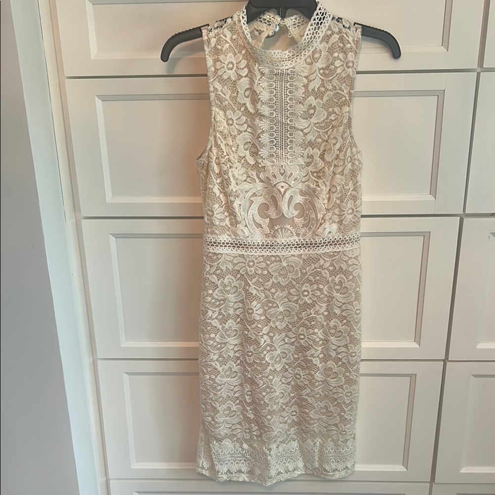 Ark Nc Elegant Lace Sleeveless Dress - Cream